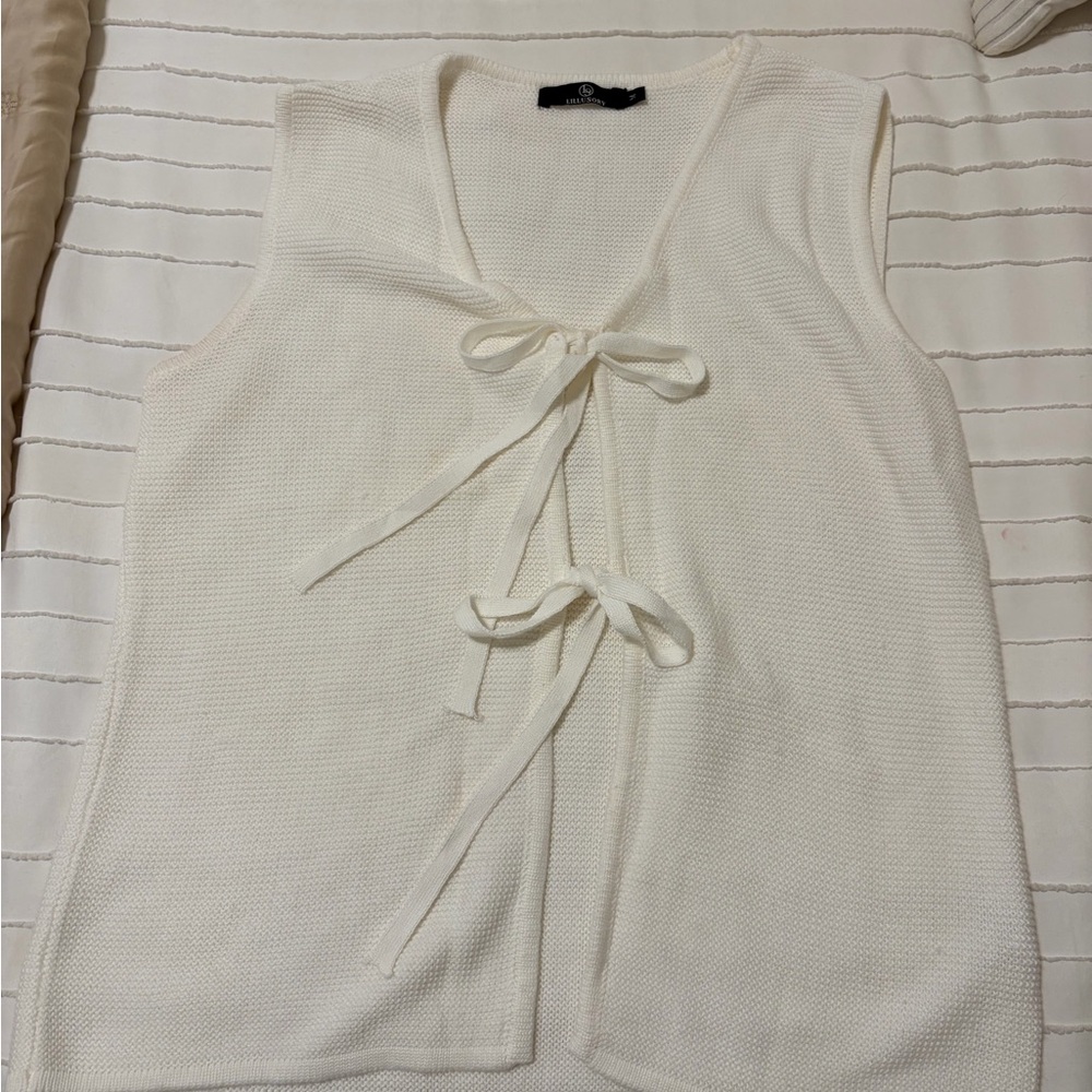 White Knitted tie Vest